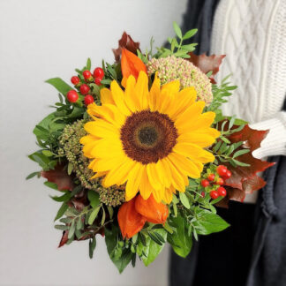 Blumenstrauß mit Sonnenblume*