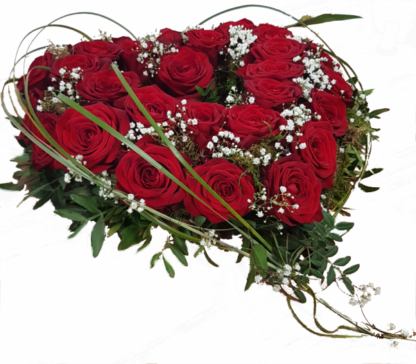 Blumiges Herz aus Rosen*